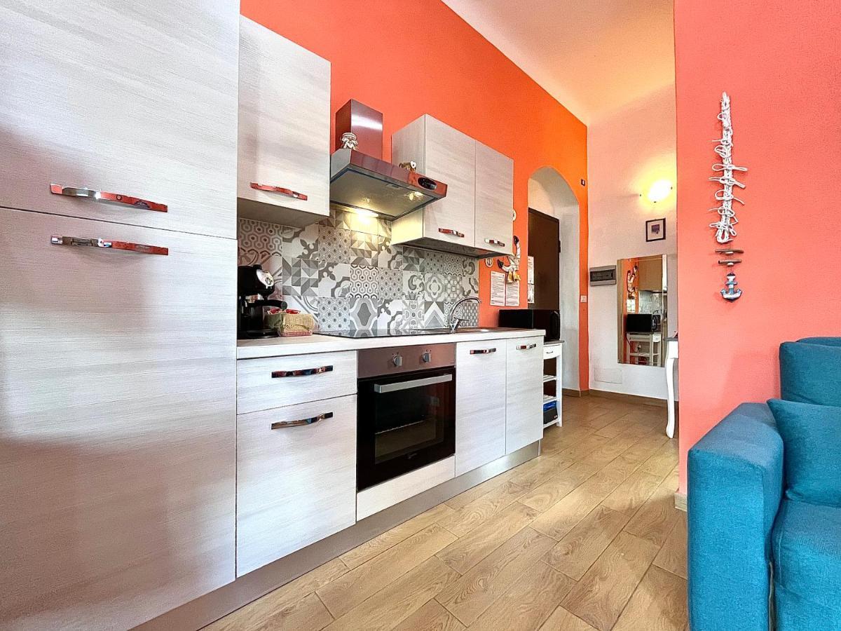 Ca Del Vins - Studio Flat In ลาสเปเซีย ภายนอก รูปภาพ